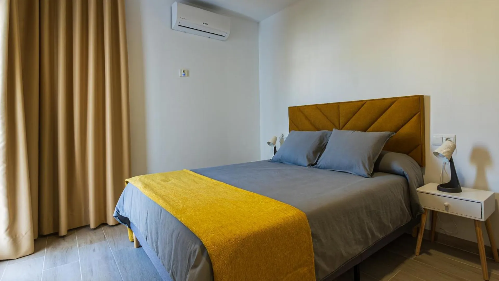 Apartamentos Turisticos Jose Cruz 内尔哈 公寓