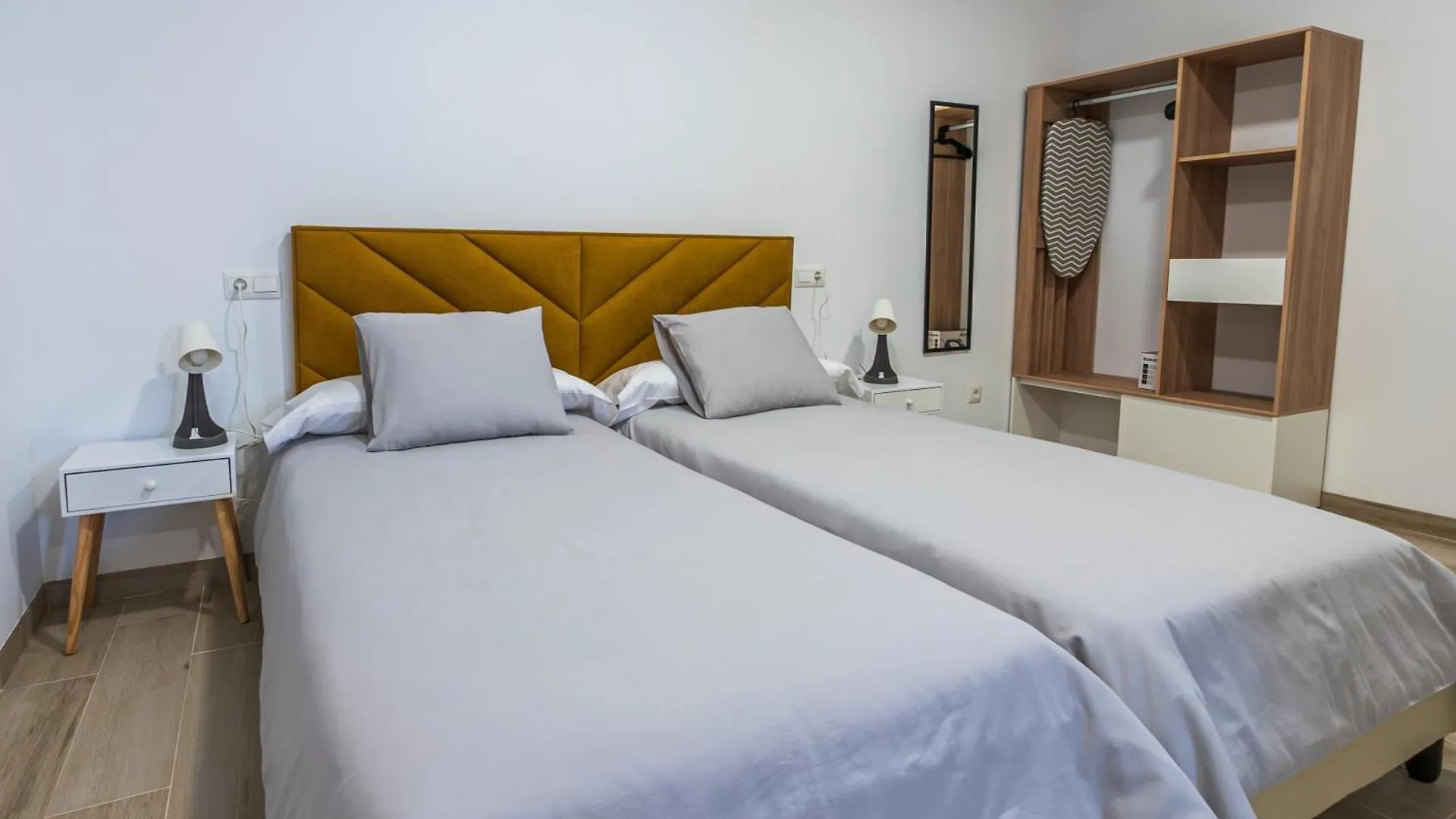 公寓 Apartamentos Turisticos Jose Cruz 内尔哈