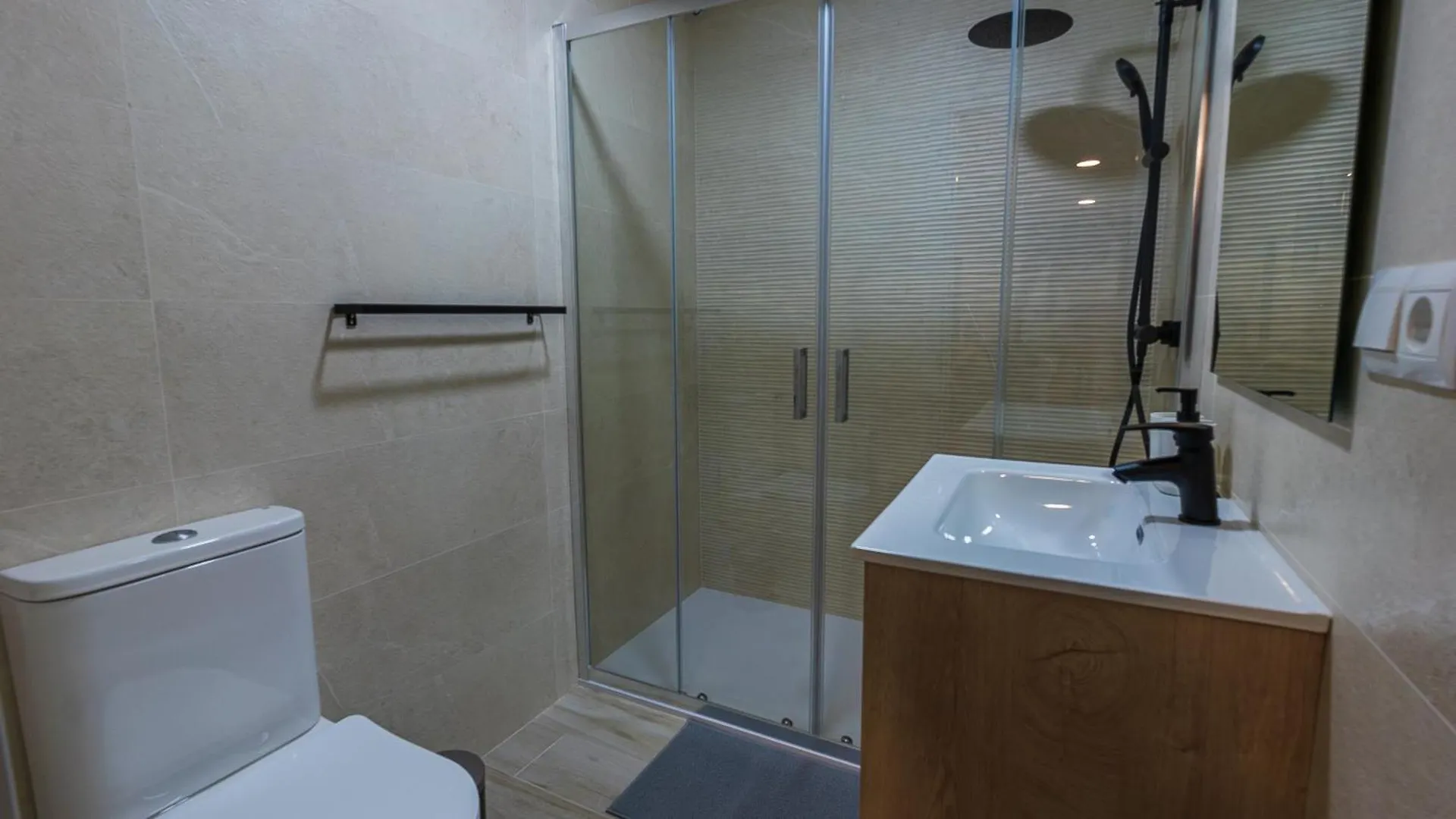 Apartamentos Turisticos Jose Cruz 内尔哈 西班牙