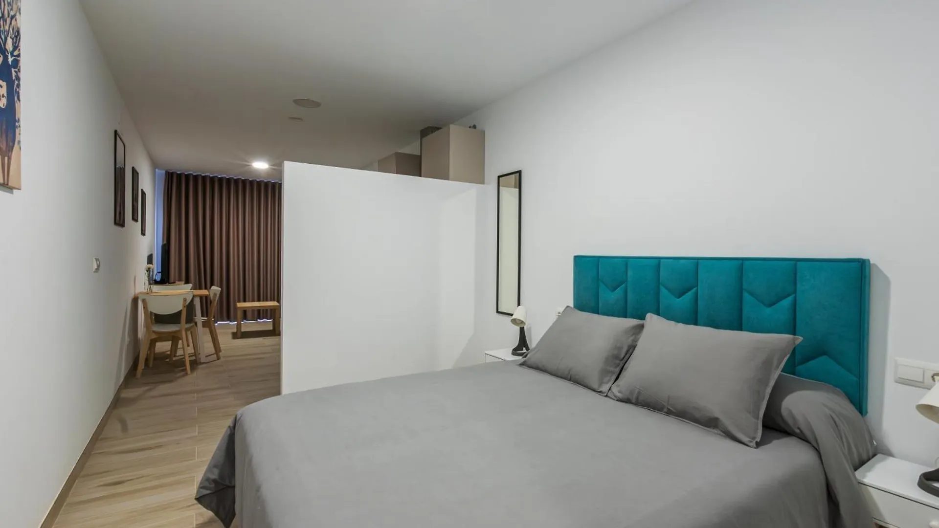 Apartamentos Turisticos Jose Cruz 内尔哈 0*,  西班牙
