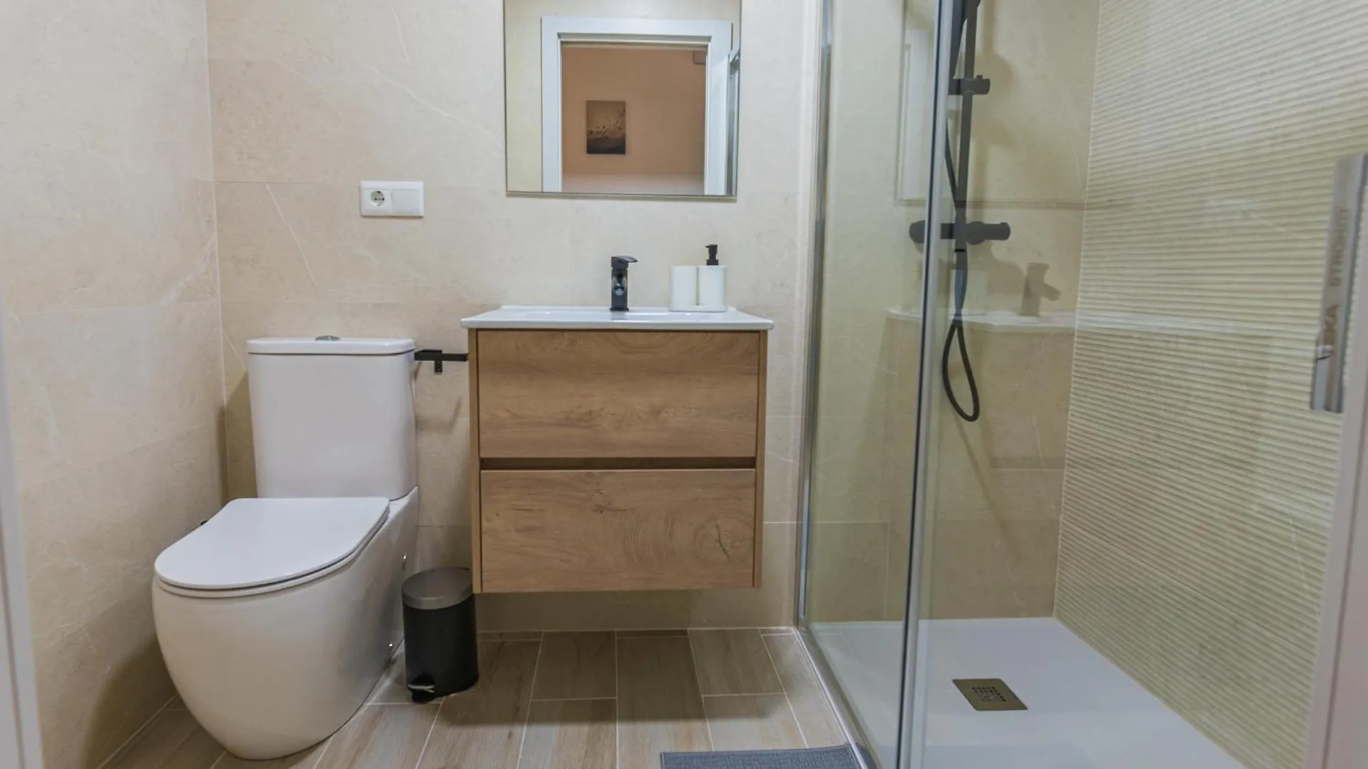 公寓 Apartamentos Turisticos Jose Cruz 内尔哈